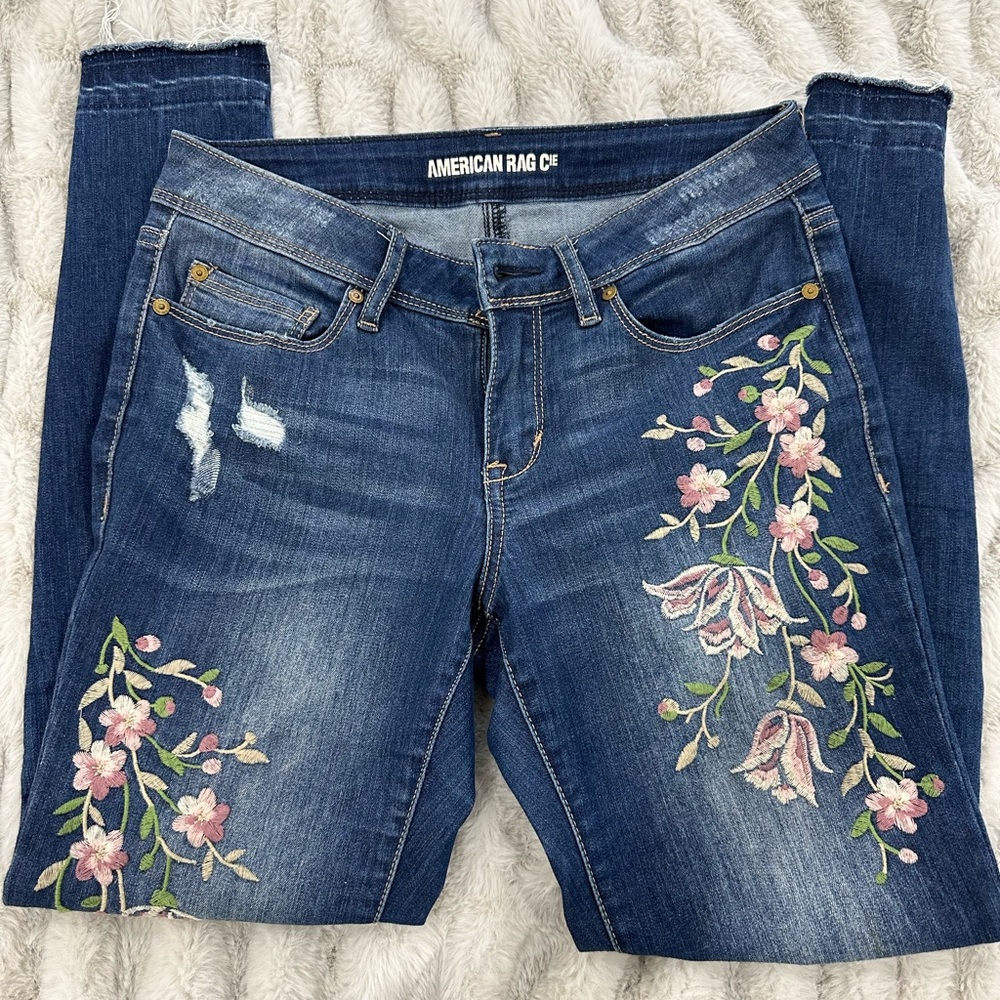 American Rag Floral ripped Jean